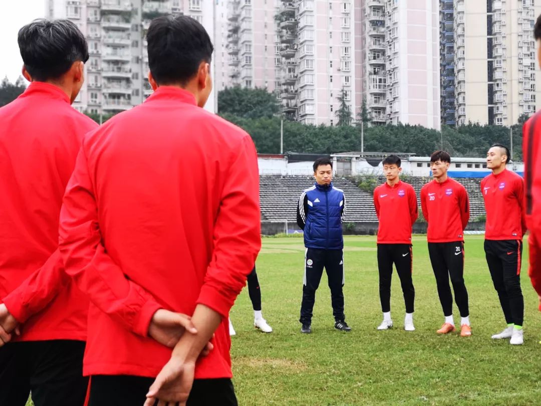 包含重庆力帆客场擒敌,抢得关键三分的词条 包含重庆力帆客场擒敌,抢得关键三分的词条