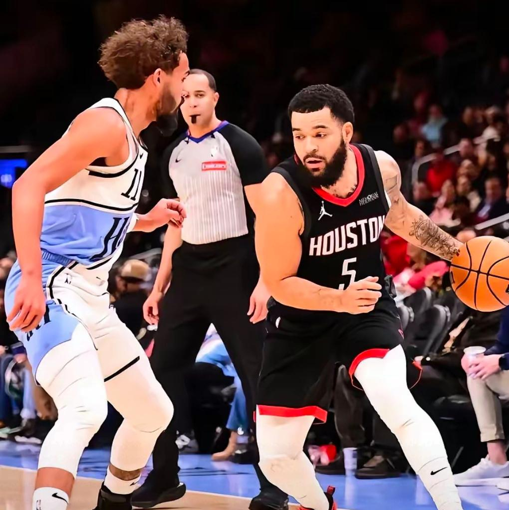 关于老鹰队球员磨合成功,战术配合更加默契的信息 关于老鹰队球员磨合成功,战术配合更加默契的信息