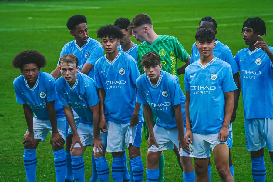 aoa体育体育网页版入口-亚洲足球明日之星涌现引媒体追捧(亚洲足球明日之星涌现引媒体追捧的是谁)