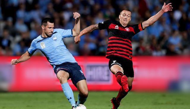 aoa体育体育在线登录-布宜诺斯艾利斯独立进攻端火力强劲，欲破西悉尼流浪者防线的简单介绍