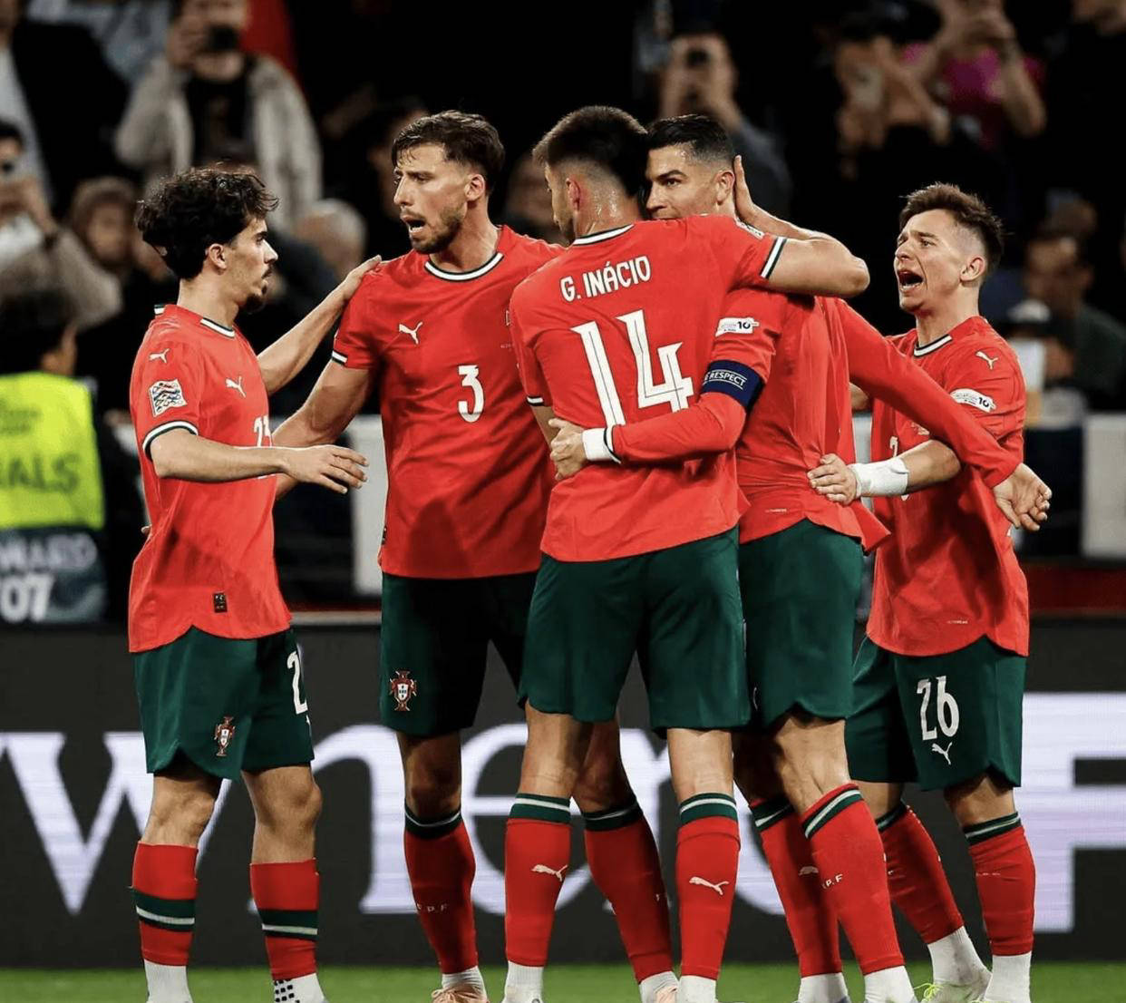 aoa体育体育入口-德国队备战葡萄牙，誓取晋级胜利