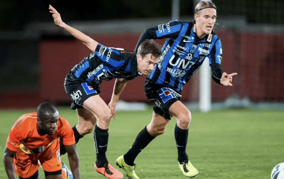 aoa体育体育亚洲官网-瑞典足球队在国际盛事中崭露头角，引起轰动