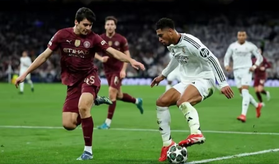 aoa体育体育直播-圣埃蒂安球队奋力拼搏，俱乐部积极备战下一场比赛