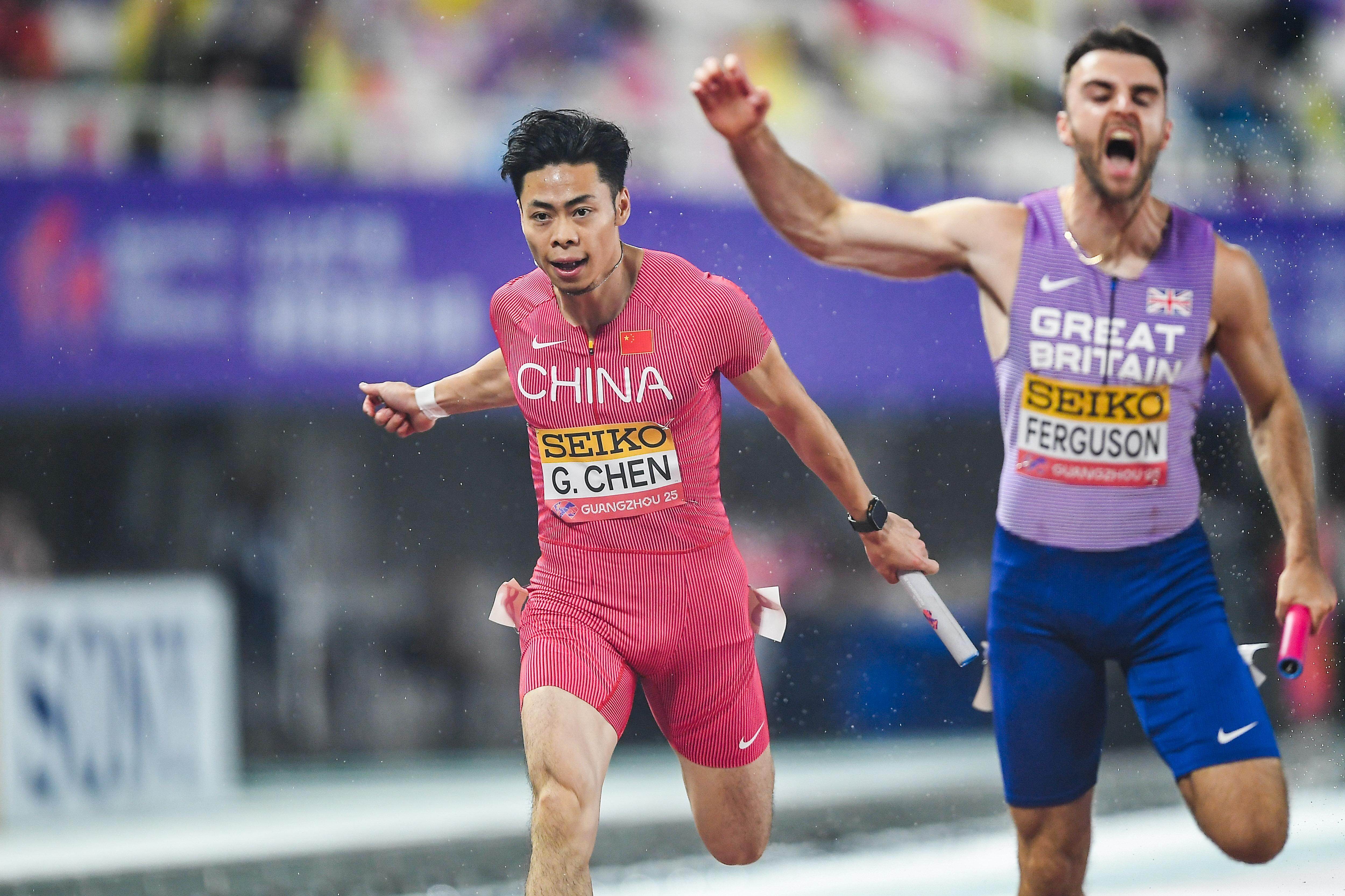 aoa体育体育官方入口-包含联赛进程激烈，百米冲刺精彩纷呈的词条