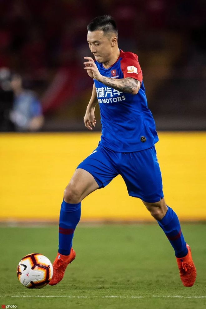 重庆斯威客场战胜对手,豪取三分 重庆斯威客场战胜对手,豪取三分