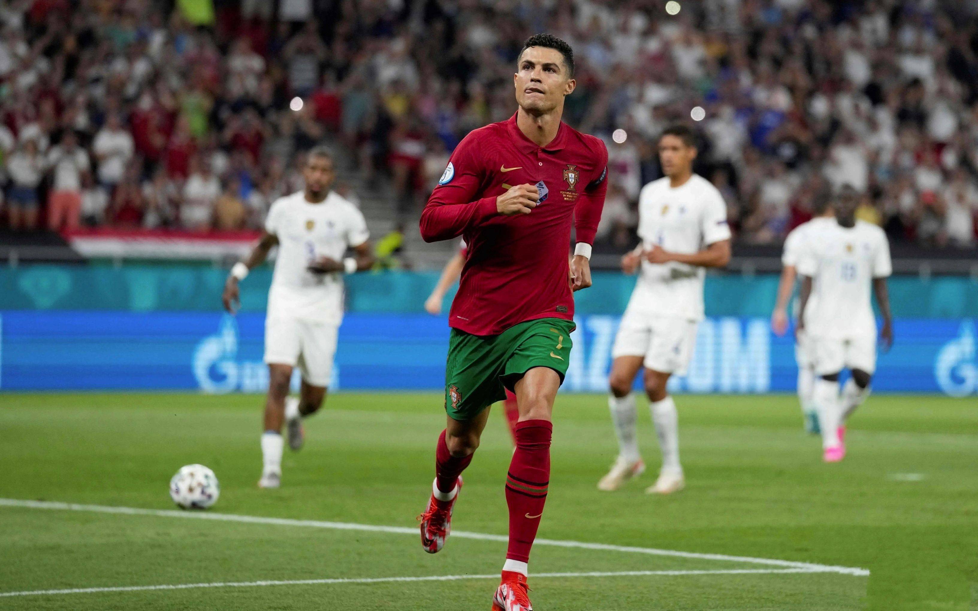 aoa体育-C罗确认入选葡萄牙国家队备战世界杯预选赛