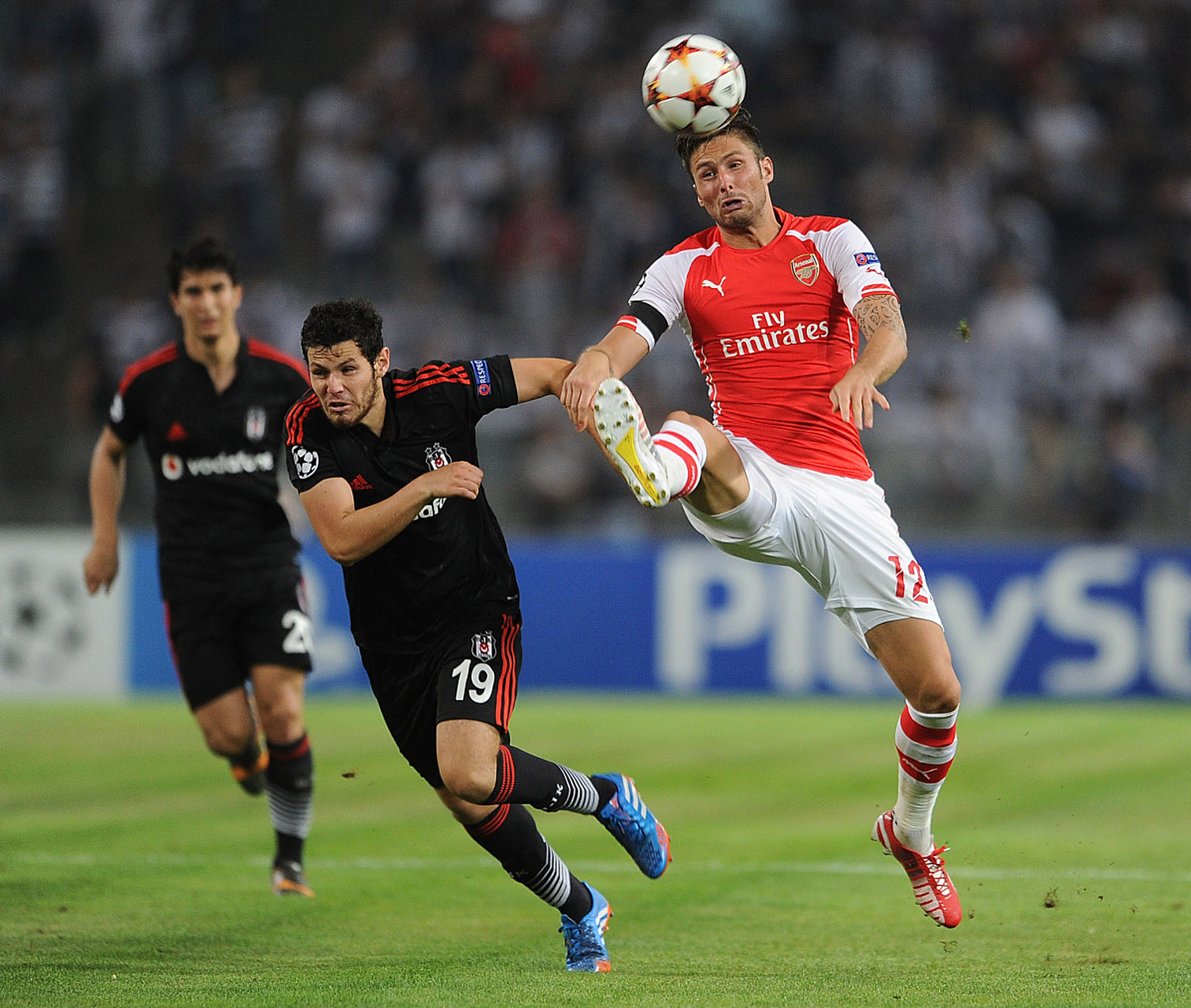 包含阿森纳击败对手,胜局如虹呼声响彻的词条 包含阿森纳击败对手,胜局如虹呼声响彻的词条