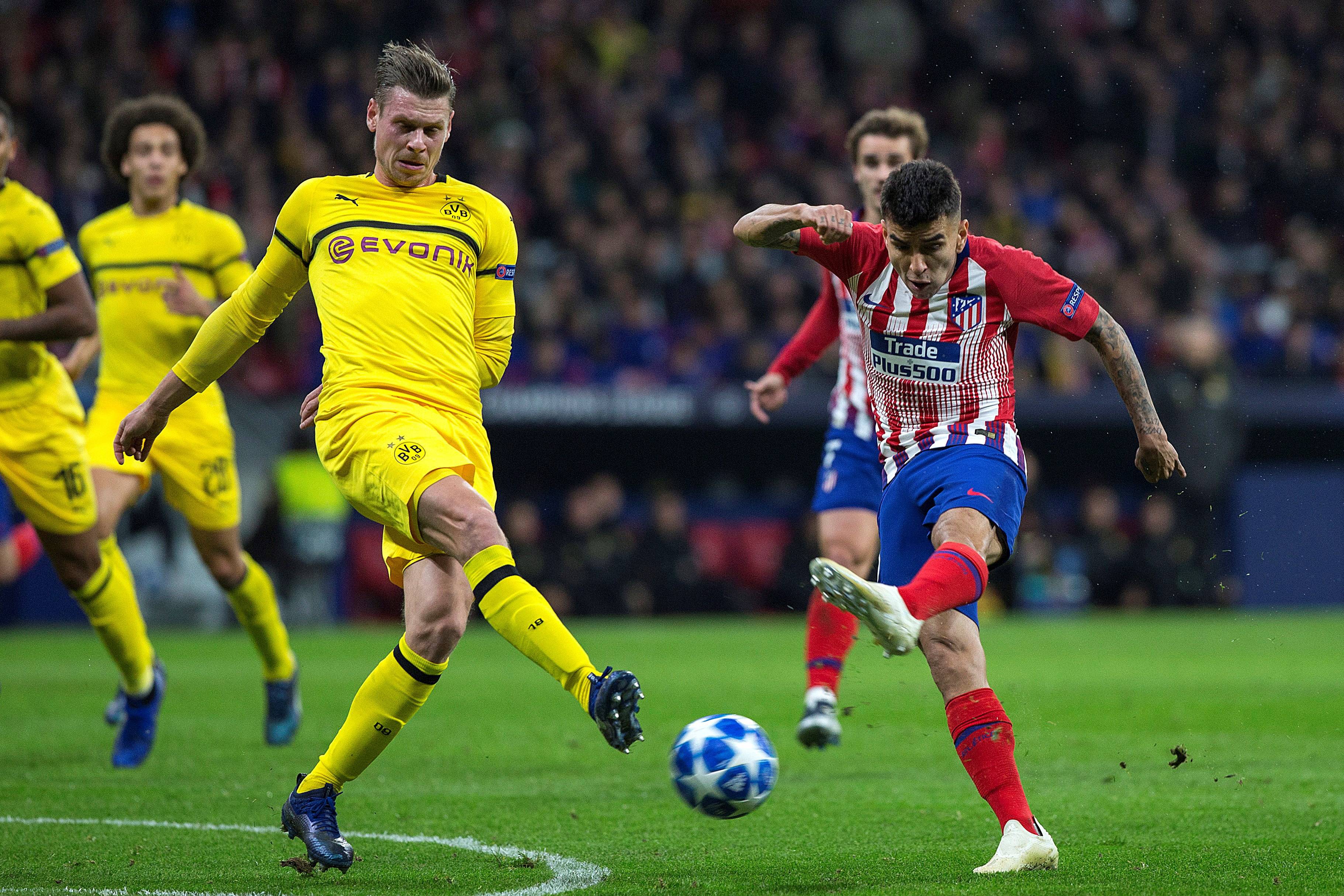 包含多特蒙德防线失守,不敌对手遭遇连败的词条 包含多特蒙德防线失守,不敌对手遭遇连败的词条