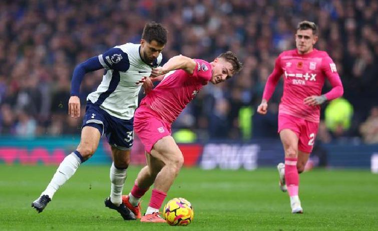 热刺老将爆发，拯救球队于危急关头的简单介绍